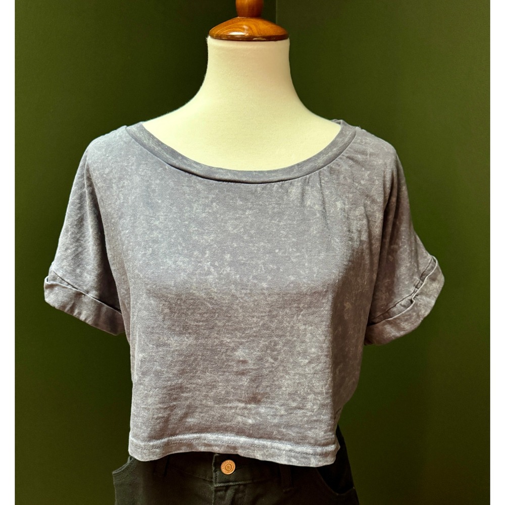 Bloom + Pop Cropped T-Shirt Women's Size L‎